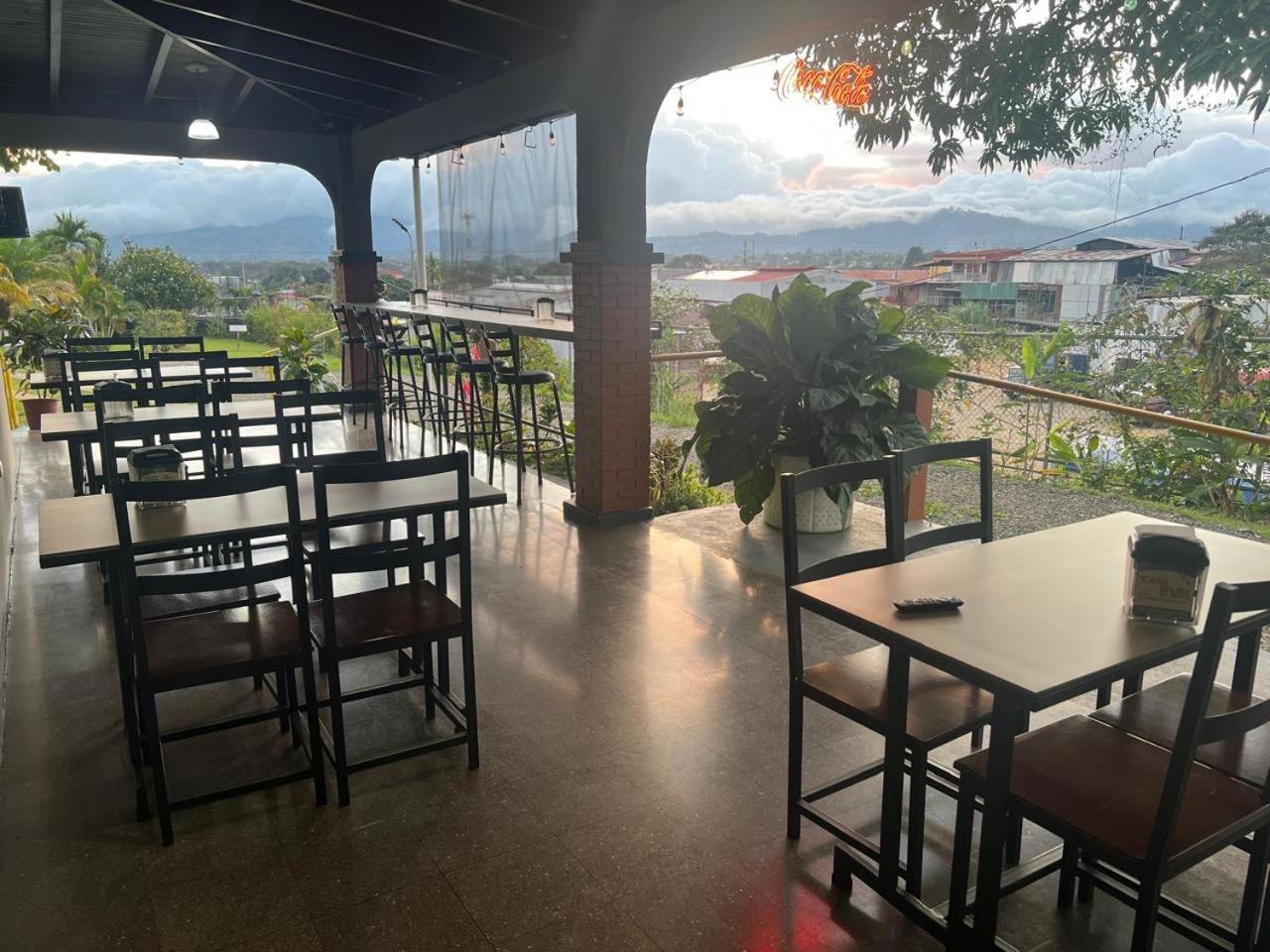 Casa Eva Lodging Costa Rica San Isidro De El General Esterno foto